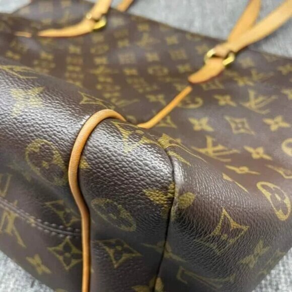 100% Authentic Louis Vuitton Totally MM Brown Monogram Shoulder Bag 720-061524 - Picture 7 of 12